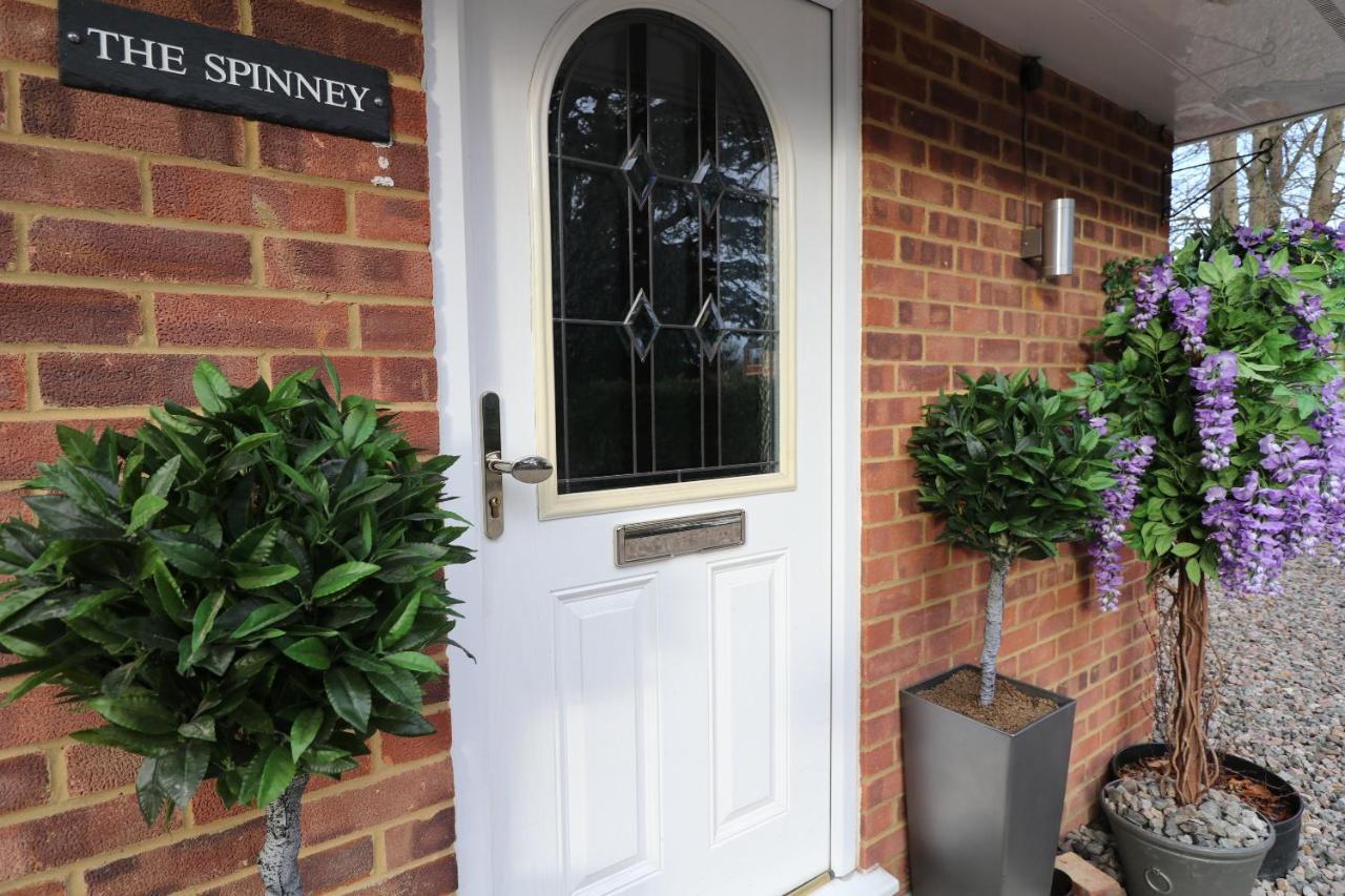 The Spinney Guest house Bracknell